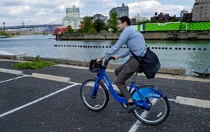 New York embraces bikes in summer