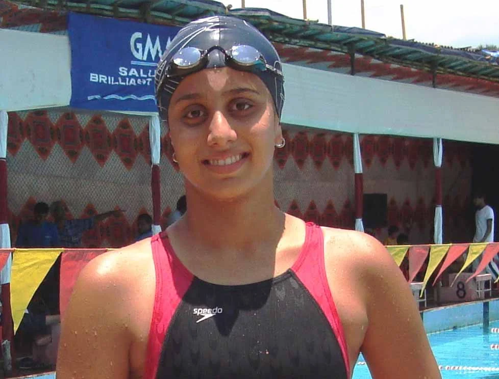Aditi, Monique swim to victory