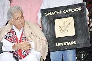 Shashi Kapoor’s handprint tile unveiled