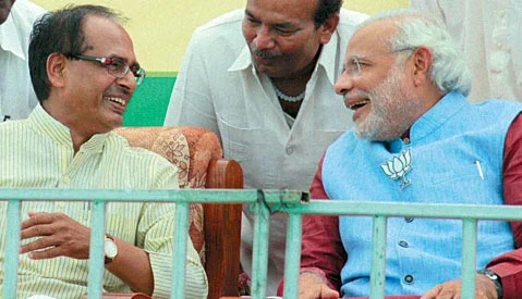Scindia, Jogi in the fray