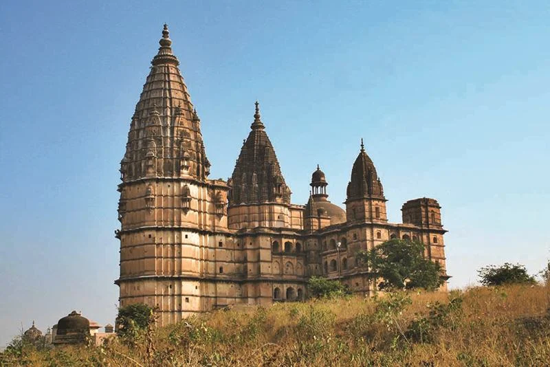 Chaturbhuj Temple<br /> Picture credits: www.mptourism.com