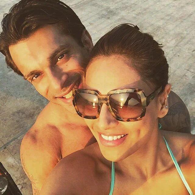 Karan Singh Grover and Bipasha Basu Chilling on the Beaches. The couple chose the social media over the media to and shared their pictures on Instagram.. (@iamksgofficcial )