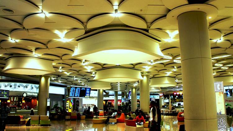 Mumbai Airport Terminal 2… Pic Source (www.i. ytimg.com)