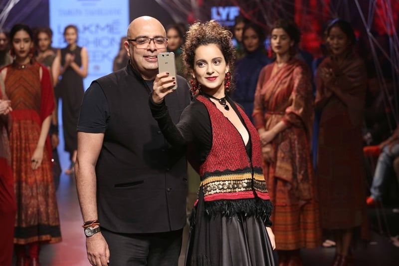 Showstoppers that made heads turn at the LFW Winter/Festive ’16