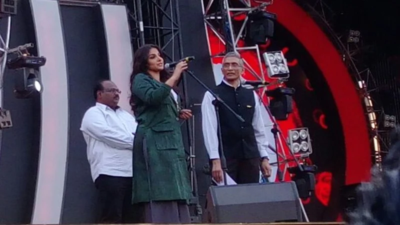 Global Citizen Live: Big B and Farhan shares stage, A R Rahman charms audience