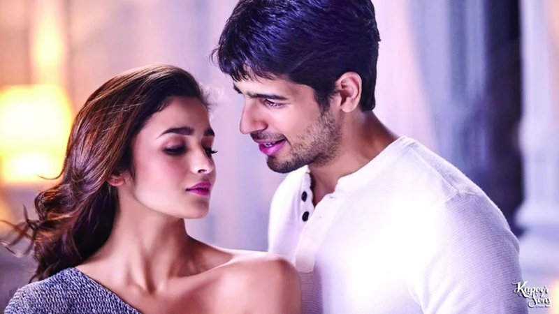 Check out the love report of Bollywood couples in 2016