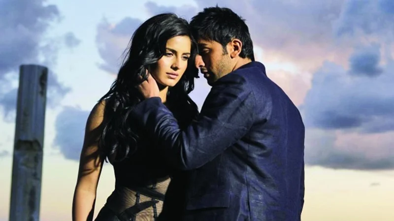 Check out the love report of Bollywood couples in 2016