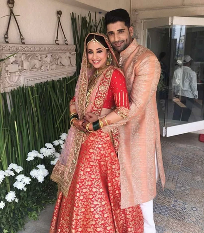 Aishwarya to Kareena: 8 expensive wedding attires worn by Bollywood actresses on their wedding day