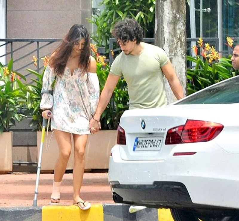Jhanvi Kapoor to Aryan Khan: Bollywood star kids and their shocking rumoured affairs