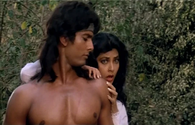 Bollywood’s Forgotten Stars: Kimi Katkar – The Jumma Chumma girl