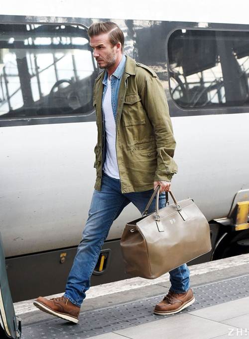 How to wear khaki and look fashionable