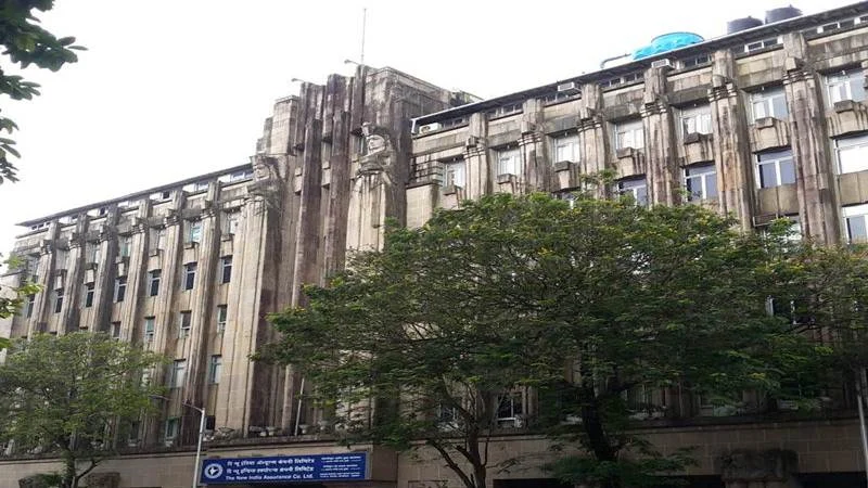 A long view of The New India Assurance Building Photo by: Kalyani Majumdar
