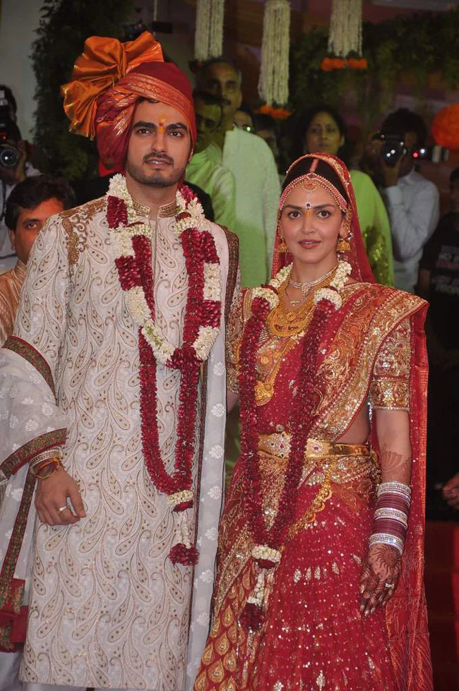Aishwarya to Kareena: 8 expensive wedding attires worn by Bollywood actresses on their wedding day