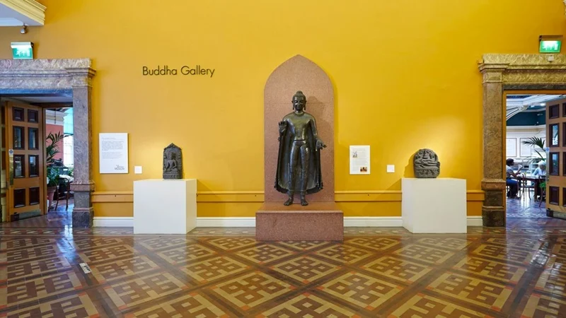 Not just Kohinoor, even these Indian treasures are in foreign custody