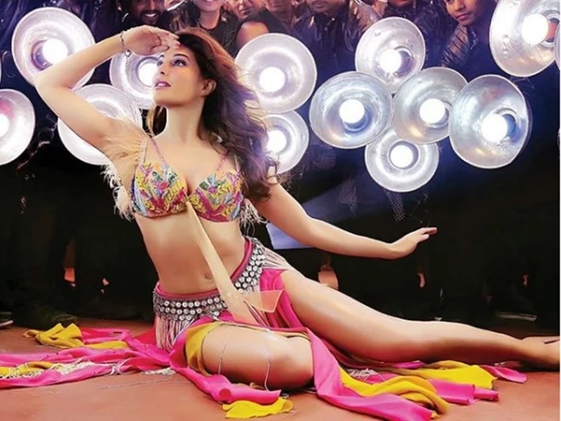 Baaghi 2: Does Jacqueline Fernandez’s first look of Ek Do Teen do justice to Madhuri Dixit’s iconic number? Tell us