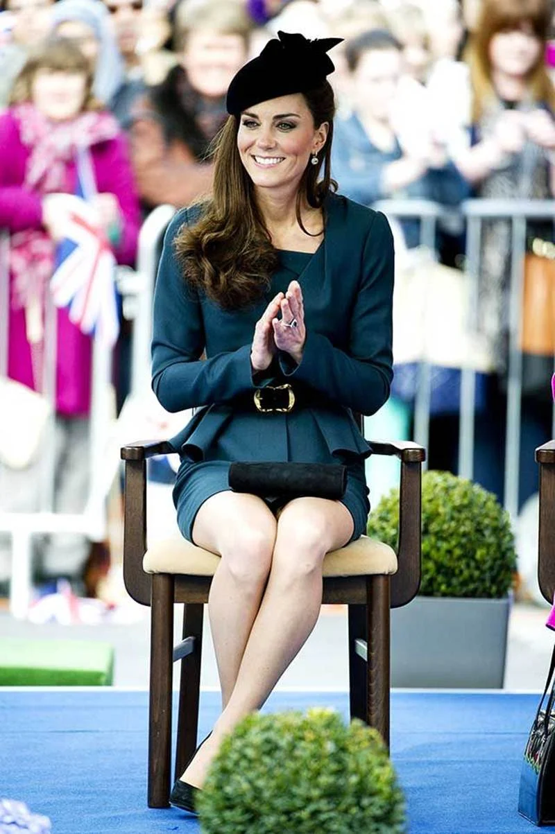 Learn to sit like a royalty from Duchess of Cambridge, Catherine Middleton