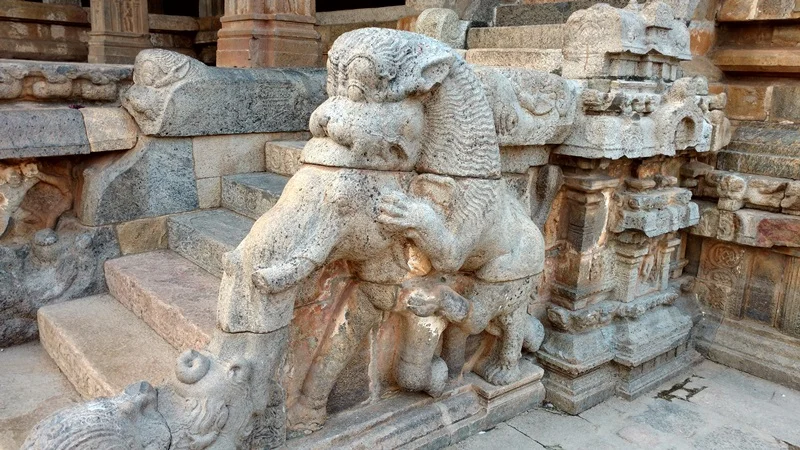 The Mythical Yalis guard the steps into the Mandapa
