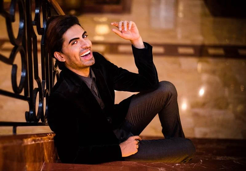 Sushant Digvikar, Mr Gay World India 2014, performs as a drag artiste at Kitty Su