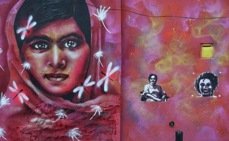 Malala Yousafzai paints portrait of slain Rio councilwoman Marielle Franco