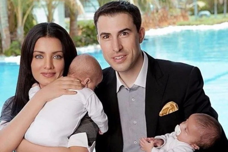 Other than Priyanka Chopra, 10 Bollywood celebs who also tied the knot with foreigners