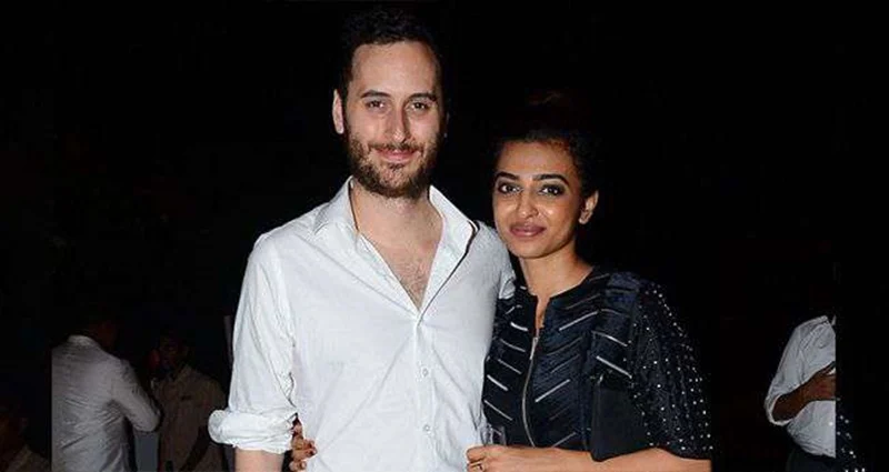 Other than Priyanka Chopra, 10 Bollywood celebs who also tied the knot with foreigners