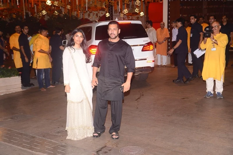 Salman Khan at Mukesh Ambani’s house. Photo By: Viral Bhayani