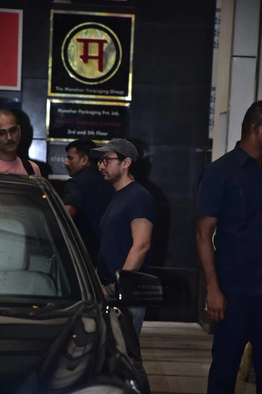 Aamir Khan and Kiran Rao attend meeting at Producers Guild for safer working culture (photo by Viral Bhayani)