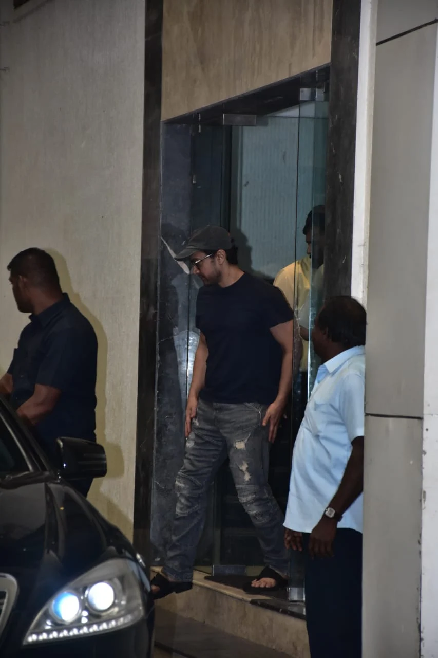Aamir Khan and Kiran Rao attend meeting at Producers Guild for safer working culture (photo by Viral Bhayani)