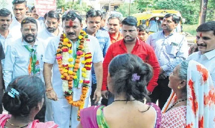 Congress candidate Mohan Sengar