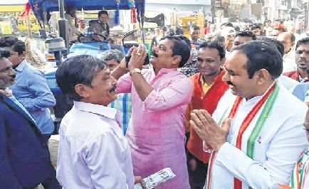 Congress candidate Satyanarayan Patel