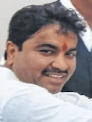 Indore: 85 file papers on last day