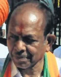 Indore: 85 file papers on last day