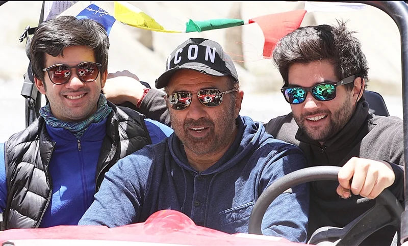 Dinesh Raheja Column: De’ol Connection