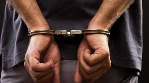 Madhya Pradesh: 4 cops booked for spitting tobacco on police station premises in Shahdol - Vimarsana News