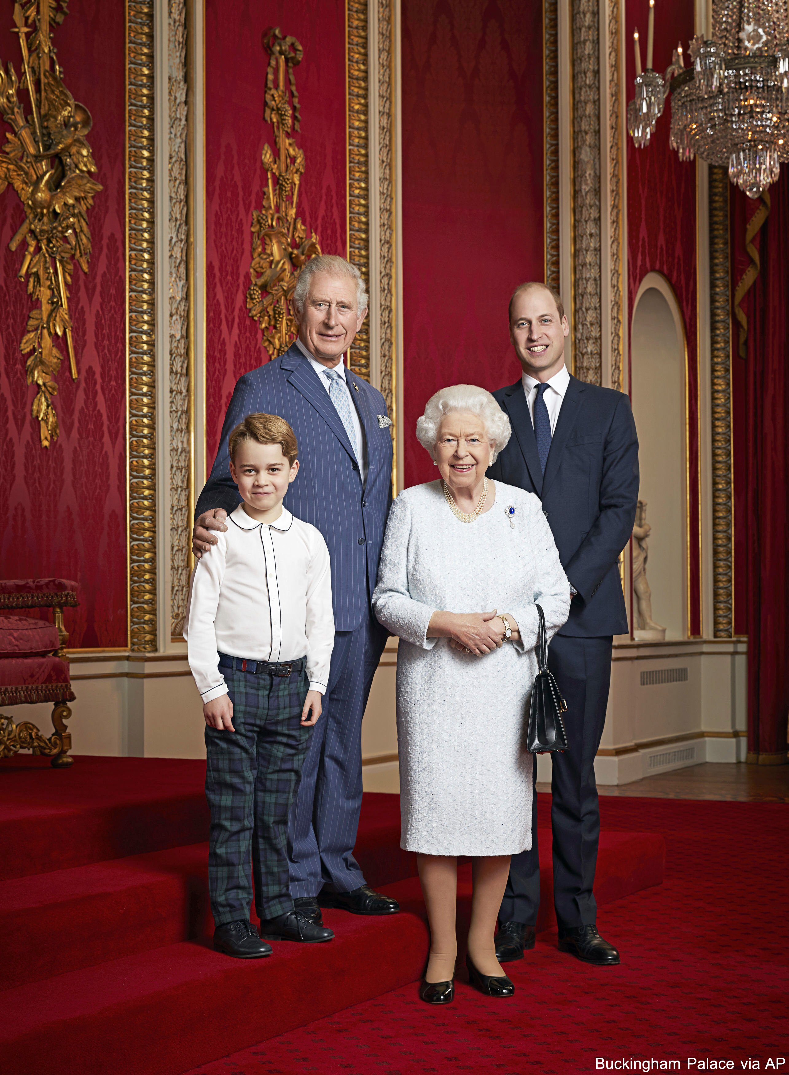 Britain&rsquo;s Queen Elizabeth with 3 heirs to throne