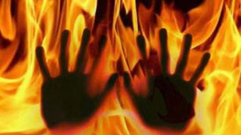 Bhopal: Harassed teenager girl who attempted self-immolation dies, six arrested - Vimarsana News