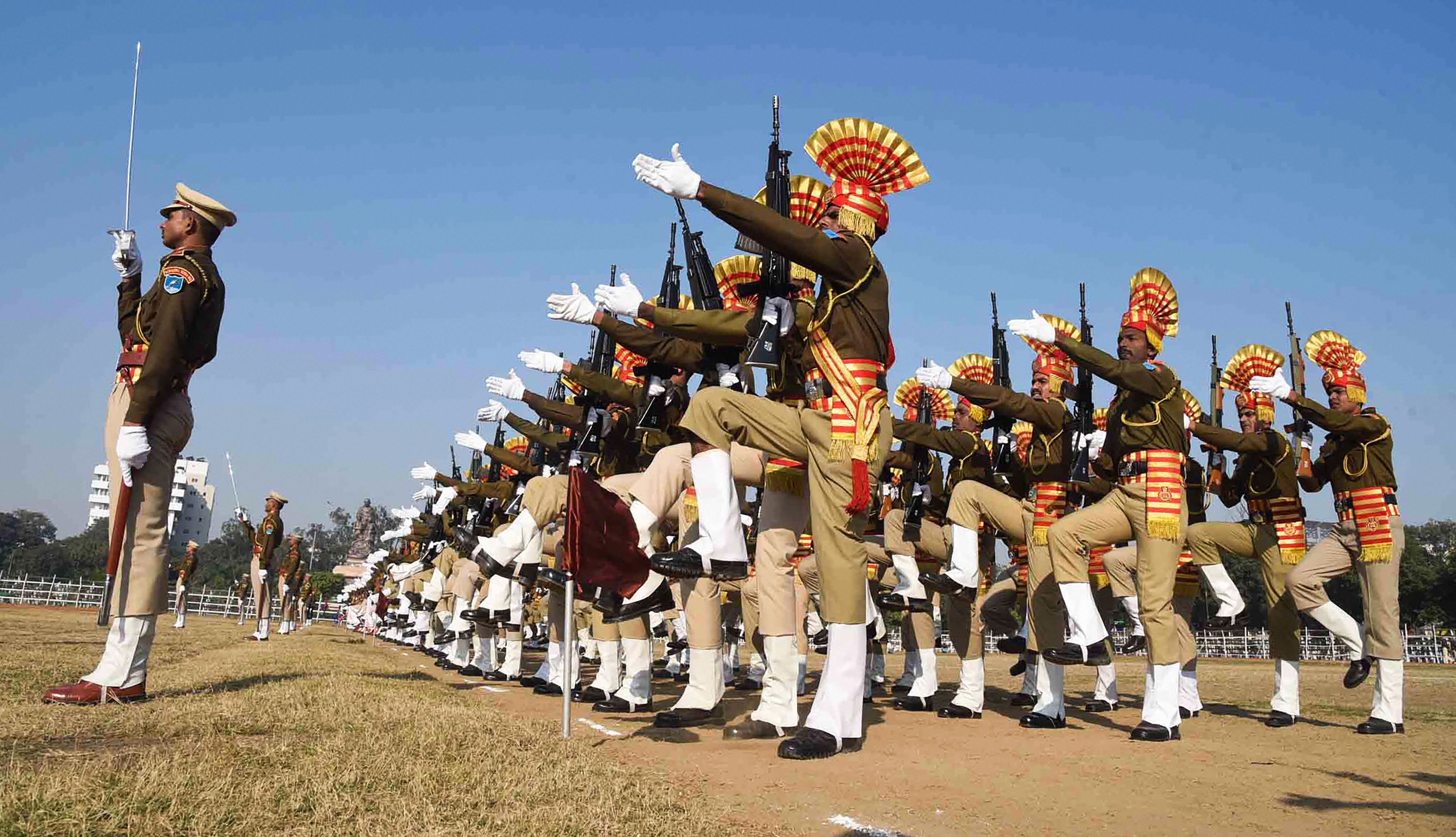 Madhya Pradesh: Final rehearsal of Police Memorial Day Parade on Tuesday - Vimarsana News