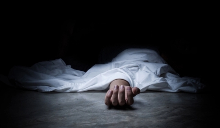 Mumbai: Worker dies after getting trapped in pipeline near Bombay High Court - Vimarsana News