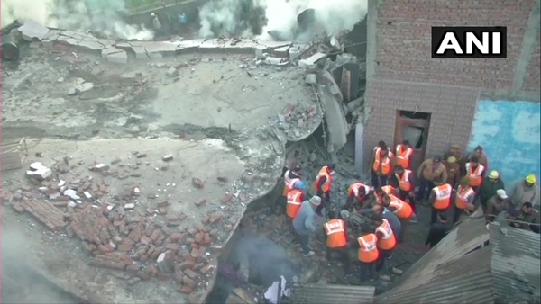 Threestorey building Talab Tillo area of Jammu collapses after fire
