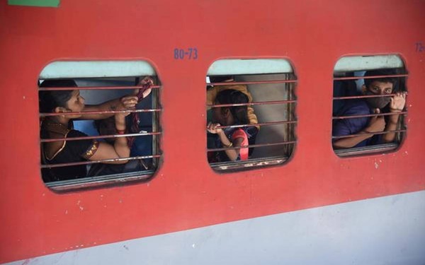 Bhopal: Trains passing through Madhya Pradesh cancelled, diverted up to March 14 - Vimarsana News