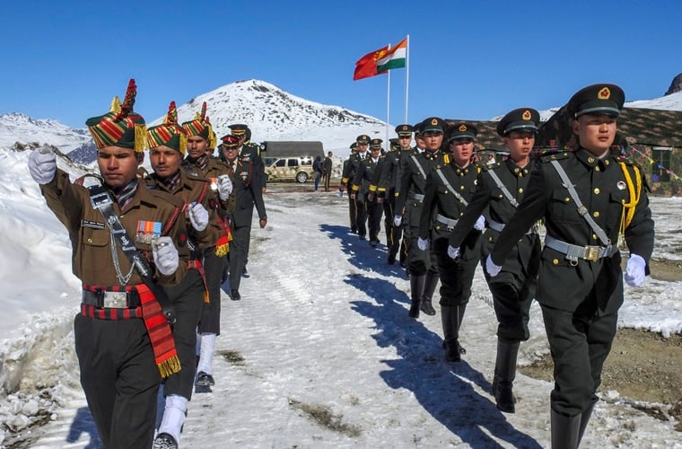 Army honors ex-servicemen and their families in a rally in J-K's Poonch - Vimarsana News
