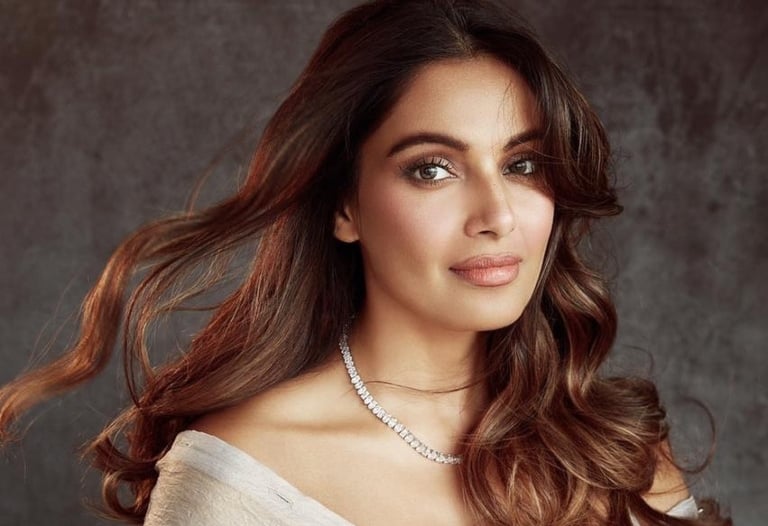Happy Birthday Bipasha Basu: Netizens pour in wishes for 'bold' and 'beautiful' actress - Vimarsana News