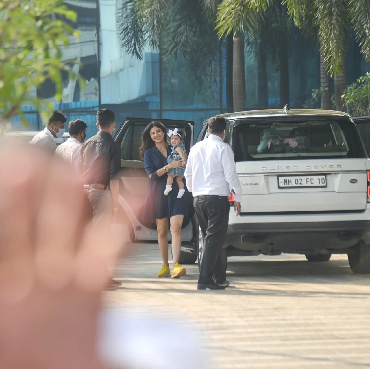 Shilpa Shetty steps out with daughter Samisha