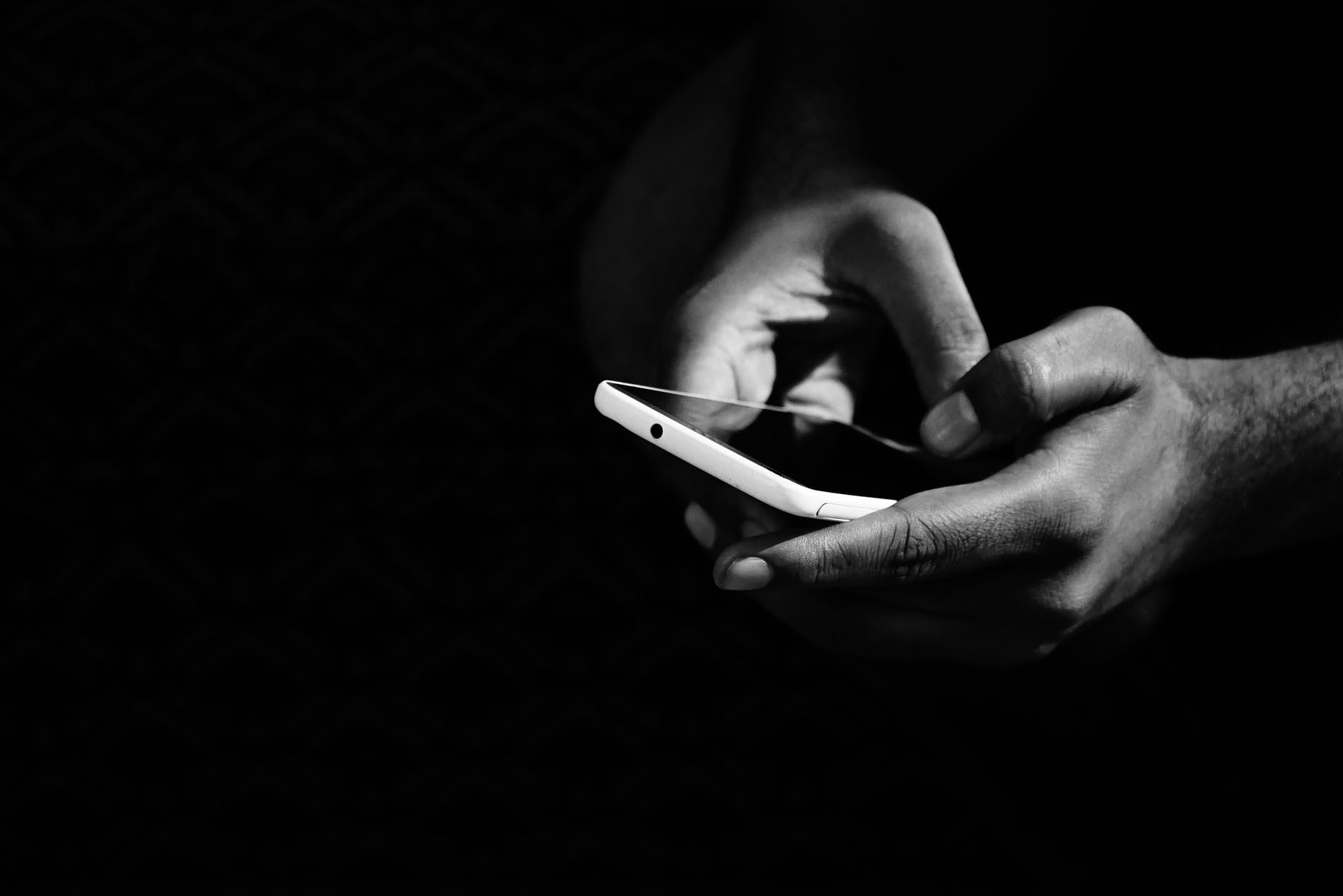 Uttar Pradesh: 9-year-old boy killed by father for failing to find mobile phone - Vimarsana News