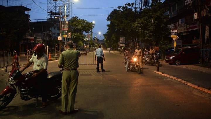 Chhattisgarh: Night curfew imposed in 10 districts amid surge in COVID-19  cases