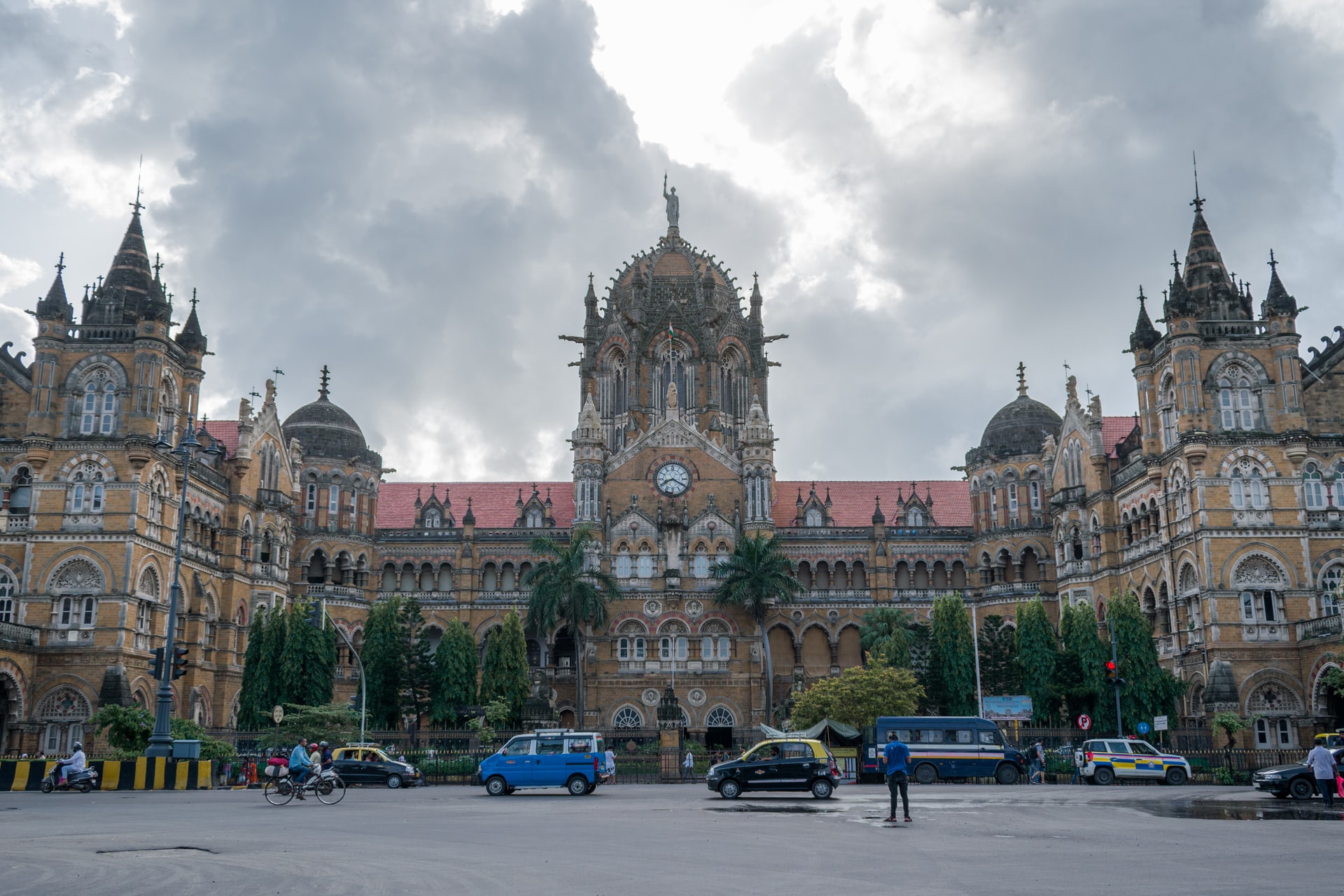 Mumbai: Latest updates on October 6 - Vimarsana News