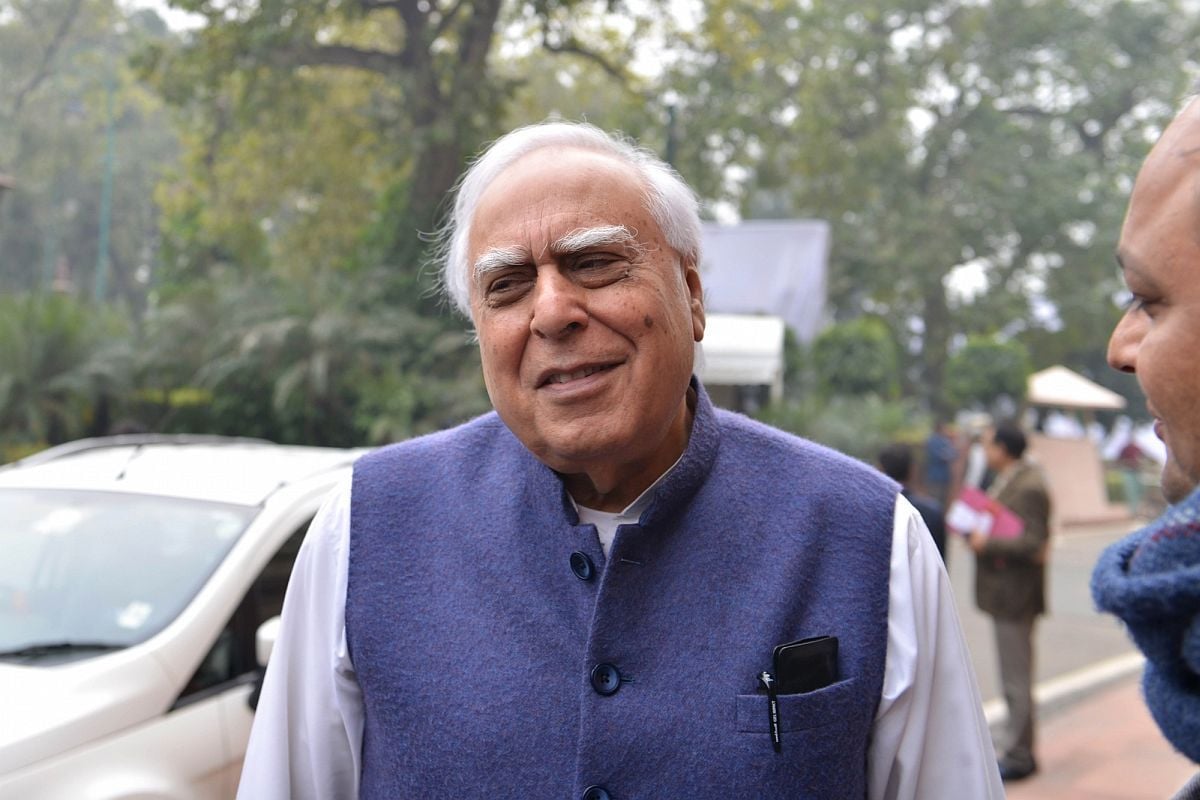 'Congress moves on with eyes wide shut': Kapil Sibal after Sushmita Dev resigns from party - Vimarsana News