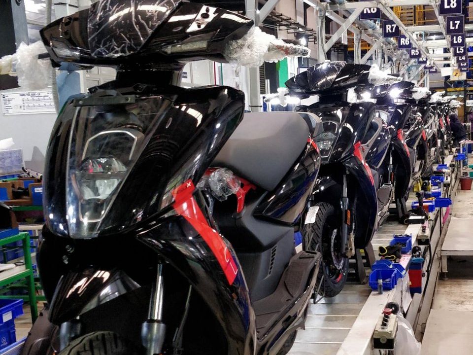 Domestic two-wheeler sales dip 21% in January; recovery likely in coming months: ICRA - Vimarsana News