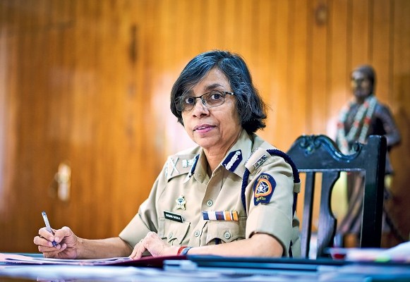 FPJ Legal: Bombay HC asks Mumbai Police whether it will be adding Rashmi Shukla as accused in illegal phone tapping and leaking of documents case - Vimarsana News