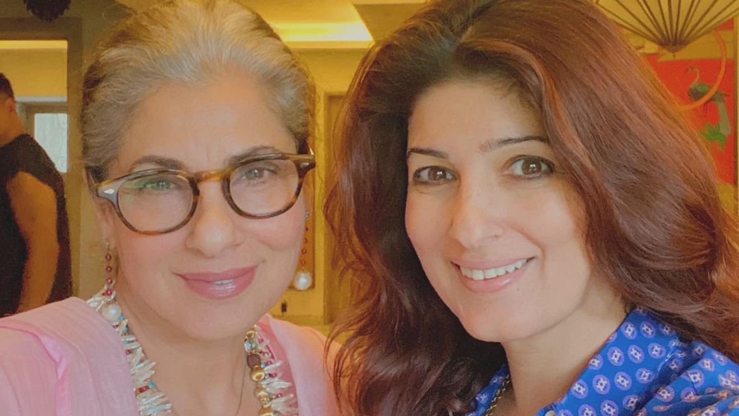 Twinkle Khanna shares adorable throwback photo with mom Dimple Kapadia - Vimarsana News